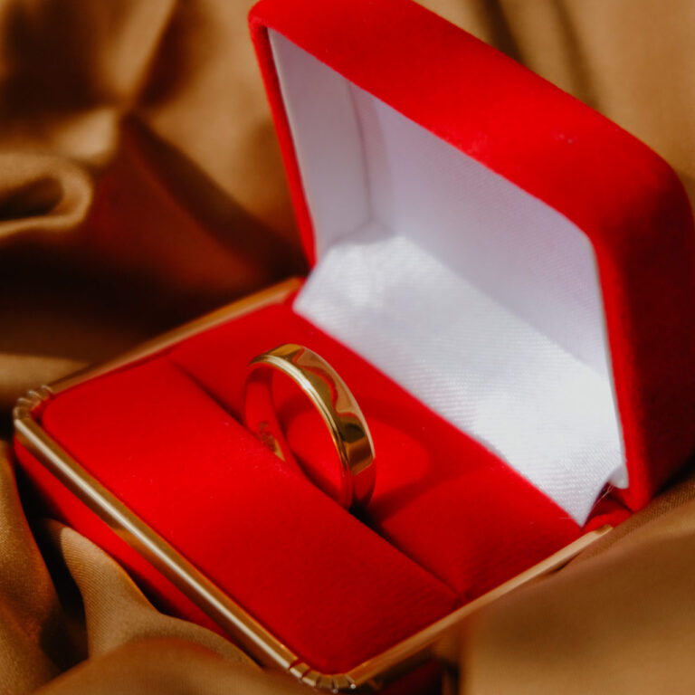 3 Alasan Kenapa Kamu Harus Memilih Cincin Nikah Terbaik, Sudah Tahu