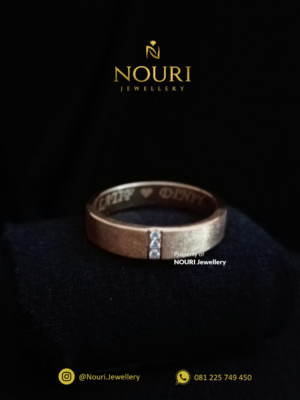 Slide10.png Cincin Kawin Tunangan Soliter Emas Kuning NEK038